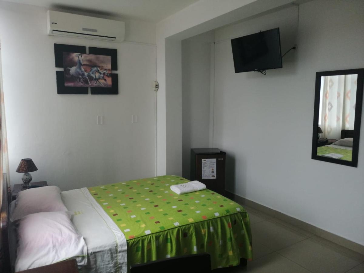 Hospedaje Renzo Tarapoto Exteriér fotografie